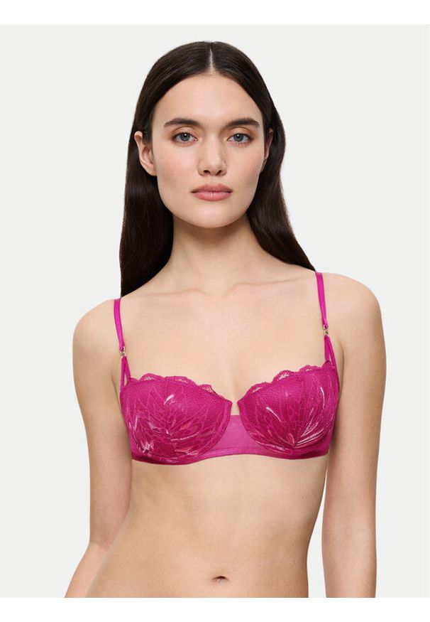 Triumph Biustonosz balkonetka Crazy Stupid Love 10222359 Różowy. Kolor: różowy. Materiał: syntetyk