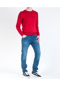 Wrangler - WRANGLER CREW KNIT MĘSKI SWETER KLASYCZNY SCARLET RED W8567PDUU. Styl: klasyczny #4