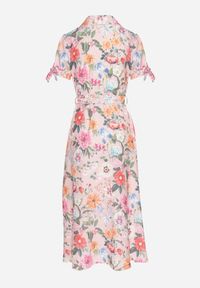 Born2be - Różowa Rozkloszowana Sukienka o Koszulowym Kroju z Paskiem w Kwiatowy Wzór Fevelorine. Okazja: na co dzień. Kolor: różowy. Wzór: kwiaty. Typ sukienki: koszulowe. Styl: casual #7