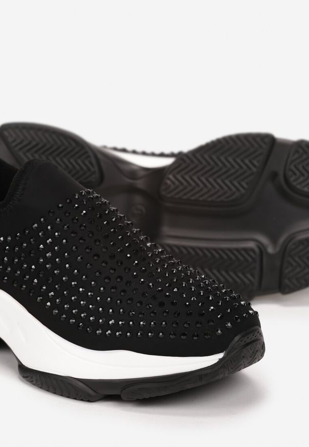 Renee - Czarne Buty Sportowe na Grubej Podeszwie w Cyrkonie Elerene. Kolor: czarny