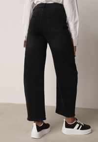 Born2be - Czarne Jeansy z Bawełną o Kroju Barrel z Wysokim Stanem Nelimia. Okazja: na co dzień, na spotkanie biznesowe, do pracy. Stan: podwyższony. Kolor: czarny. Styl: biznesowy, elegancki, boho, casual, klasyczny #2