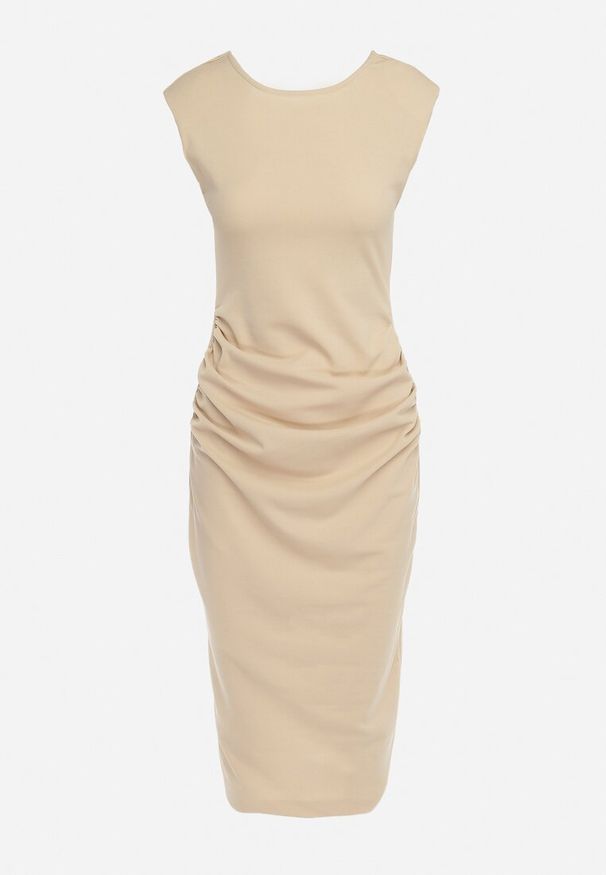 Born2be - Beżowa Taliowana Sukienka Bez Rękawów z Ozdobnym Marszczeniem Lunala. Okazja: na co dzień. Kolor: beżowy. Materiał: skóra. Długość rękawa: bez rękawów. Styl: casual