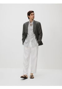 Reserved - Lniane spodnie chino straight - biały. Kolor: biały. Materiał: len #1