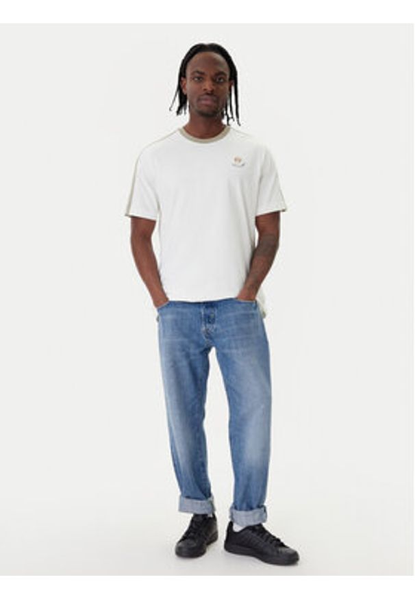 Adidas - adidas T-Shirt Lux Coffee Cafe Cup Graphic JZ5072 Biały Loose Fit. Kolor: biały. Materiał: bawełna