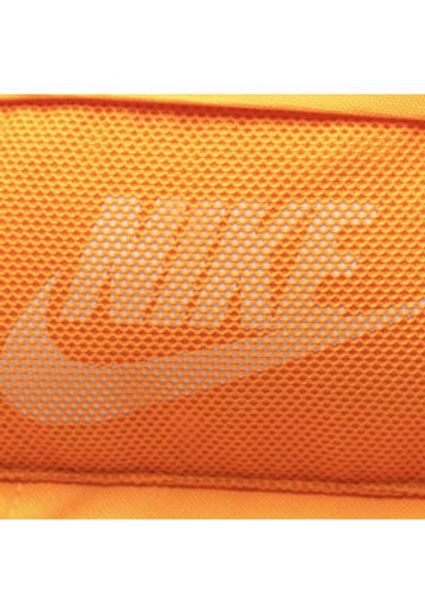 Nike Plecak DD0562 836 Pomarańczowy. Kolor: pomarańczowy. Materiał: materiał