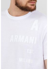 Armani Exchange - ARMANI EXCHANGE Biały t-shirt męski z białym logo. Kolor: biały. Materiał: prążkowany. Wzór: nadruk