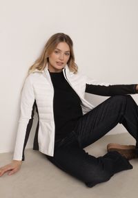 Born2be - Biała Pikowana Kurtka Przejściowa z Kapturem i Elastycznymi Rękawami Nikitha. Okazja: na co dzień. Typ kołnierza: kaptur. Kolor: biały. Materiał: jeans, nylon. Styl: casual, elegancki, sportowy, klasyczny #7