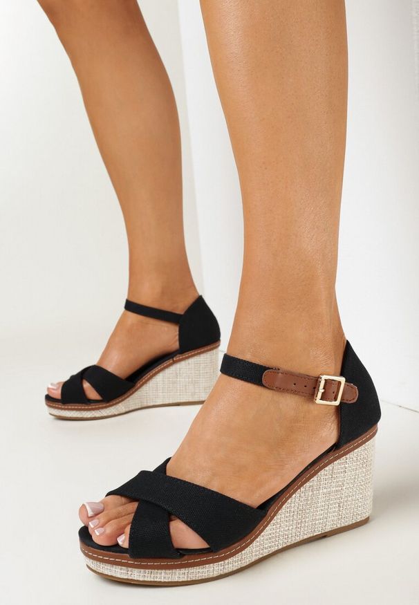 Born2be - Czarne Sandały na Plecionym Koturnie w Stylu Espadryli Nartha. Kolor: czarny. Sezon: lato. Obcas: na koturnie. Styl: boho