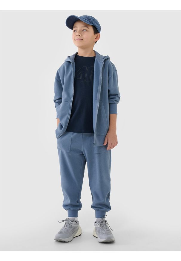 4f - 4F Bluza dresowa rozpinana z kapturem chłopięca - granatowa 152 (11-12 lat). Okazja: na co dzień. Typ kołnierza: kaptur. Kolor: niebieski. Materiał: dresówka. Wzór: ze splotem, nadruk, gładki. Sezon: lato. Styl: sportowy, casual