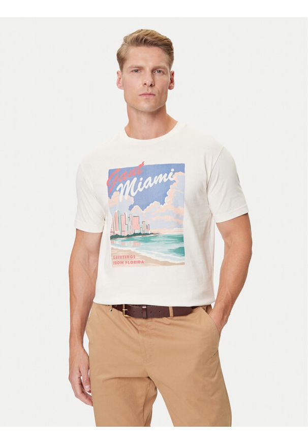 GANT - Gant T-Shirt 2003341 Écru Regular Fit. Materiał: bawełna