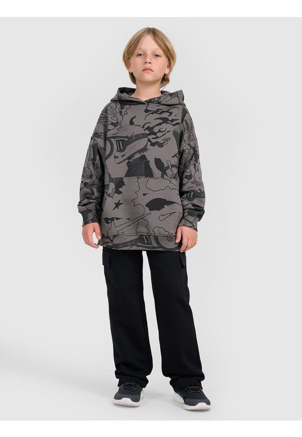 4f - 4F Spodnie dresowe cargo chłopięce - czarne 152 (11-12 lat). Okazja: na co dzień. Kolor: czarny. Materiał: dresówka. Sezon: lato. Styl: casual