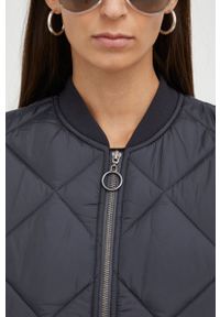 Mustang bezrękawnik damski kolor szary przejściowy. Okazja: na co dzień. Kolor: szary. Długość rękawa: bez rękawów. Styl: casual #3