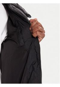 Tommy Jeans Kurtka zimowa DM0DM22256 Czarny Regular Fit. Kolor: czarny. Materiał: syntetyk. Sezon: zima #7