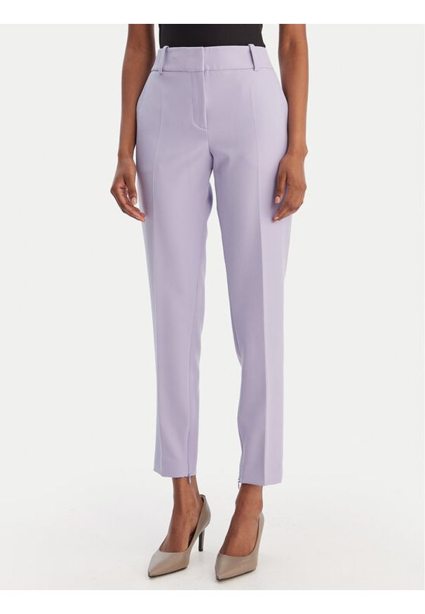 Hugo - HUGO Spodnie materiałowe Hedima-1 50544742 Fioletowy Slim Fit. Kolor: fioletowy. Materiał: syntetyk