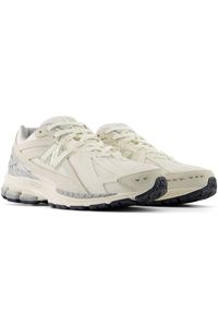 Buty unisex New Balance M1906REL – beżowe. Kolor: beżowy. Materiał: skóra, syntetyk, materiał, guma. Szerokość cholewki: normalna. Sport: turystyka piesza #5