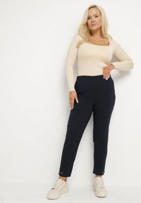 Born2be - Granatowe Spodnie z Wiskozą z Gumką w Talii i Aplikacjami przy Nogawkach Stellorie. Okazja: na co dzień. Kolekcja: plus size. Kolor: niebieski. Materiał: wiskoza. Wzór: aplikacja. Styl: elegancki, casual #5