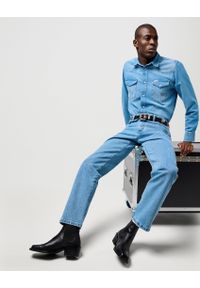 Wrangler - MESKA KOSZULA JEANSOWA WRANGLER WESTERN SHIRT MID LIGHT WASH 112362744. Materiał: jeans. Wzór: ze splotem. Styl: wizytowy, klasyczny, elegancki #3