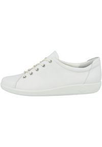 ecco - Buty do chodzenia damskie Ecco Soft 20. Kolor: biały. Materiał: materiał, skóra. Szerokość cholewki: normalna. Sport: turystyka piesza