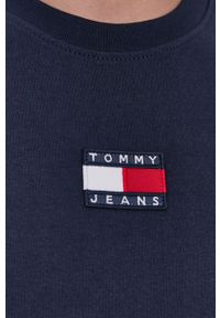 Tommy Jeans Longsleeve DM0DM10932.4890 męski kolor granatowy z aplikacją. Okazja: na co dzień. Kolor: niebieski. Długość rękawa: długi rękaw. Wzór: aplikacja. Styl: casual #2