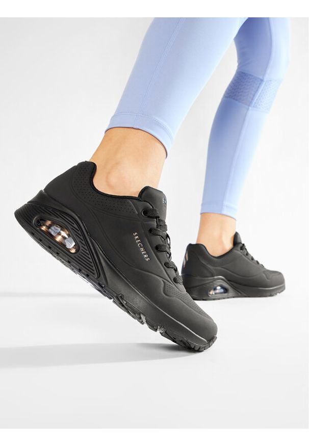 skechers - Skechers Sneakersy Uno-Stand On Air 73690/BBK Czarny. Kolor: czarny. Materiał: skóra