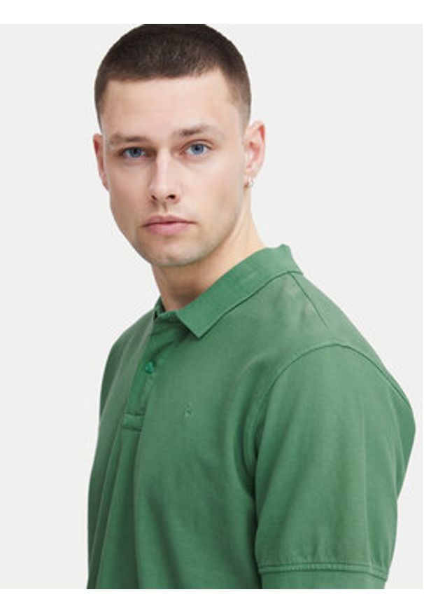 Blend Polo 20715297 Zielony Regular Fit. Typ kołnierza: polo. Kolor: zielony. Materiał: bawełna