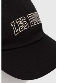 Les Deux czapka z daszkiem bawełniana kolor czarny z aplikacją. Kolor: czarny. Materiał: bawełna. Wzór: aplikacja #2