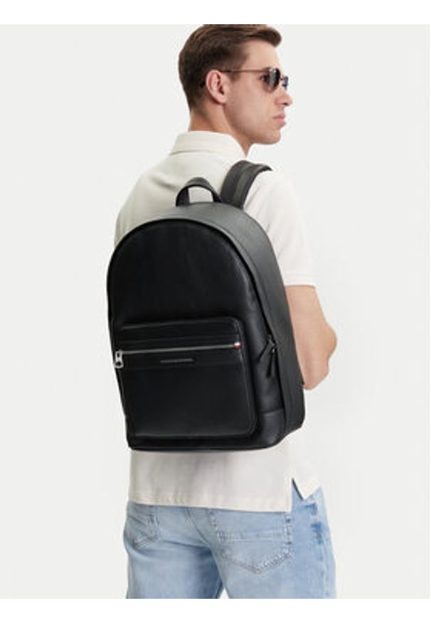 TOMMY HILFIGER - Tommy Hilfiger Plecak Th Central Backpack AM0AM13201 Czarny. Kolor: czarny. Materiał: skóra