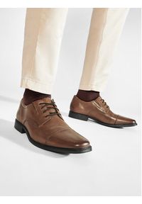 Clarks Półbuty Tilden Cap 261300967 Brązowy. Kolor: brązowy. Materiał: skóra #4
