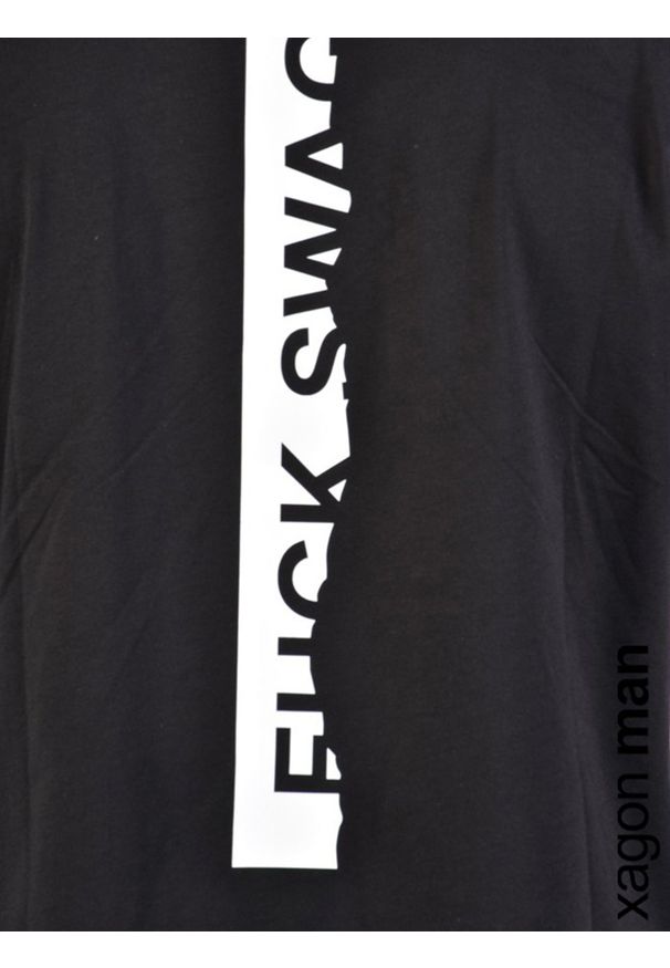 Xagon Man T-Shirt | A20082J30064 | Mężczyzna | Czarny. Okazja: na co dzień. Kolor: czarny. Materiał: bawełna. Wzór: nadruk. Styl: casual