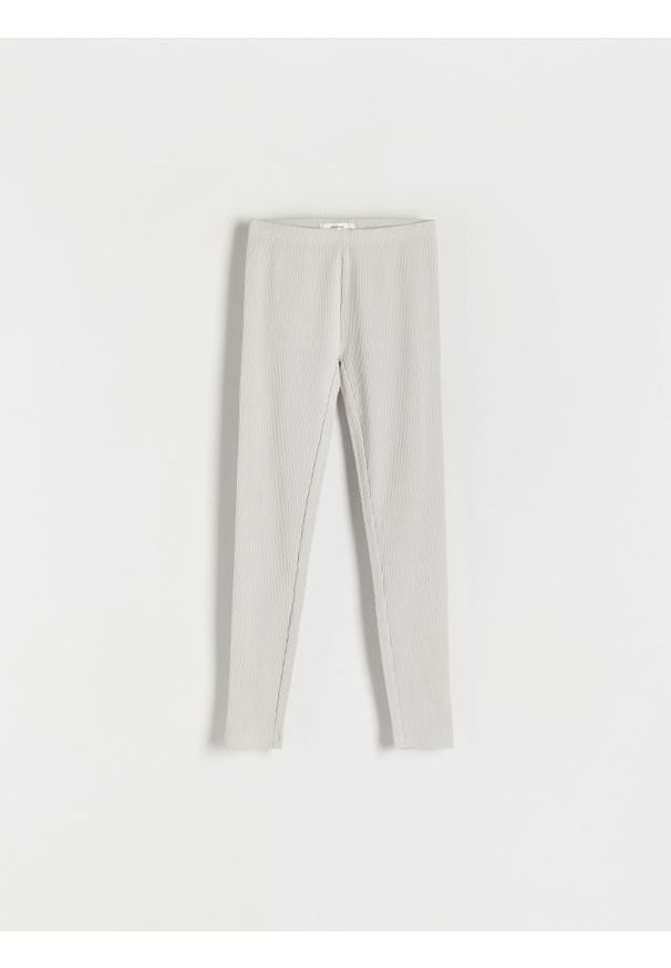 Reserved - Bawełniane legginsy w prążek - jasnoszary. Kolor: szary. Materiał: bawełna. Wzór: prążki