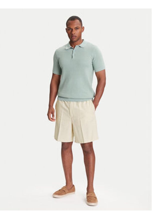 Mustang Szorty materiałowe Linen 1016459 Écru Loose Fit. Materiał: bawełna