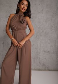 Renee - Brązowy Elegancki Kombinezon z Górą Halter Ozdobioną Różą 3D Dephousa. Kolor: brązowy. Wzór: aplikacja. Styl: elegancki #5