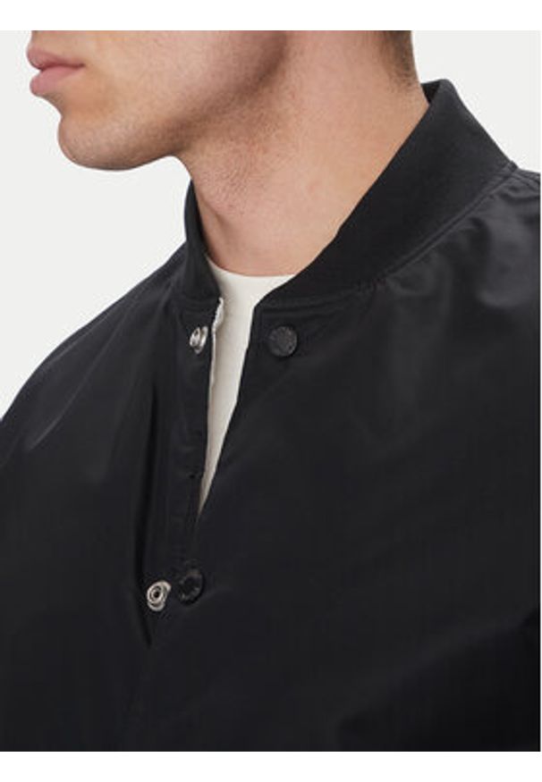 SCHOTT N.Y.C. Kurtka bomber Sporting Czarny Oversize. Kolor: czarny. Materiał: syntetyk