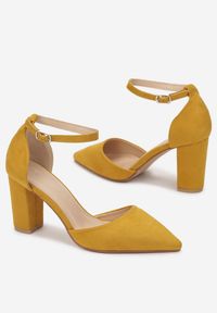 Born2be - Żółte Czółenka Typhithoe. Nosek buta: szpiczasty. Zapięcie: pasek. Kolor: żółty. Wzór: gładki, jednolity. Obcas: na obcasie. Styl: elegancki, wizytowy. Wysokość obcasa: średni #5