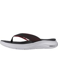 skechers - Sandały SKECHERS SAYTO Czarny. Kolor: czarny. Materiał: syntetyk. Sport: fitness, pływanie