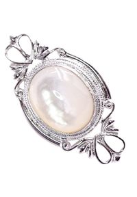 Braccatta - LUNA Srebrna broszka masa perłowa owal ażurowa. Materiał: srebrne. Kolor: biały, srebrny, wielokolorowy. Wzór: ażurowy. Kamień szlachetny: perła #1