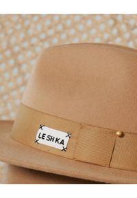 LESHKA - Beżowy kapelusz Fedora. Kolor: beżowy #3