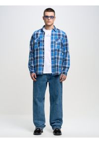 Big-Star - Koszula męska z linii Authentic w kratę niebieska Kilarsi 402. Typ kołnierza: kołnierzyk klasyczny. Kolor: niebieski. Materiał: jeans, materiał, bawełna. Długość rękawa: długi rękaw. Długość: długie. Sezon: lato. Styl: klasyczny #1