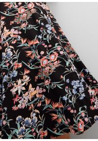 bonprix - Trapezowa sukienka w długości do kolan, z dżerseju. Kolor: czarny. Materiał: jersey. Typ sukienki: trapezowe. Długość: midi #3