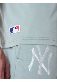 New Era T-Shirt New York Yankees MLB League Essential Pastel 60596180 Zielony Regular Fit. Kolor: zielony. Materiał: bawełna #6
