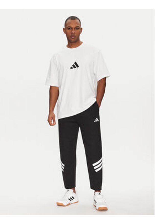 Adidas - adidas Spodnie dresowe Future Icons 3-Stripes JD4889 Czarny Loose Fit. Kolor: czarny. Materiał: bawełna, syntetyk