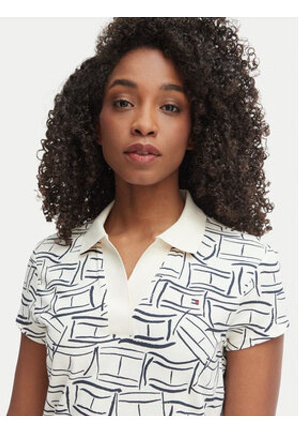 TOMMY HILFIGER - Tommy Hilfiger Sukienka codzienna 1985 Pique WW0WW49719 Beżowy jasny Regular Fit. Okazja: na co dzień. Kolor: beżowy. Materiał: bawełna. Typ sukienki: proste. Styl: casual