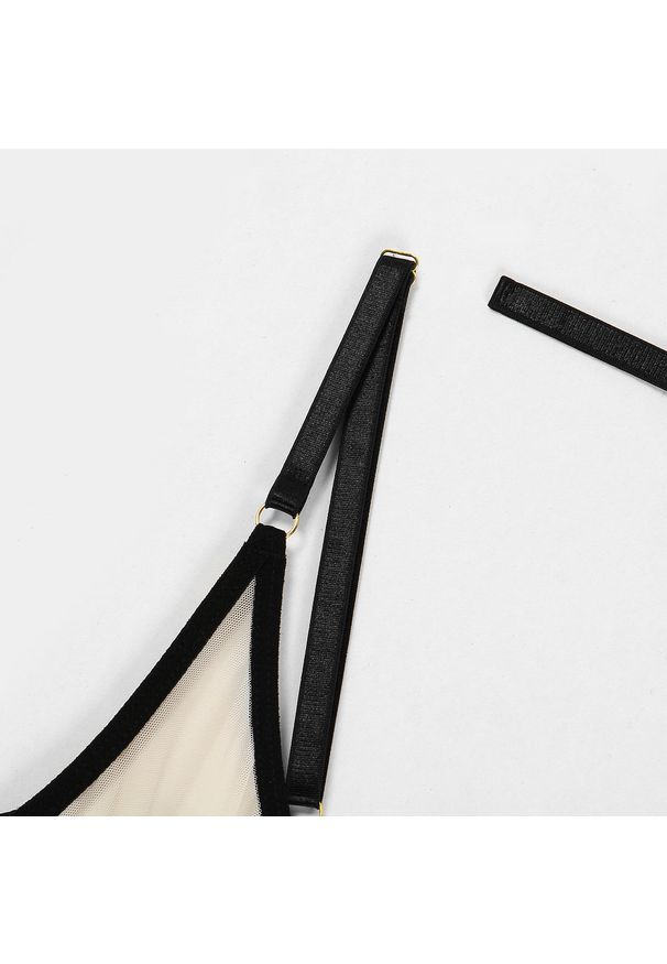 Intica - Body modelujące z przezroczystymi wstawkami Thomasa. Kolor: wielokolorowy. Materiał: materiał