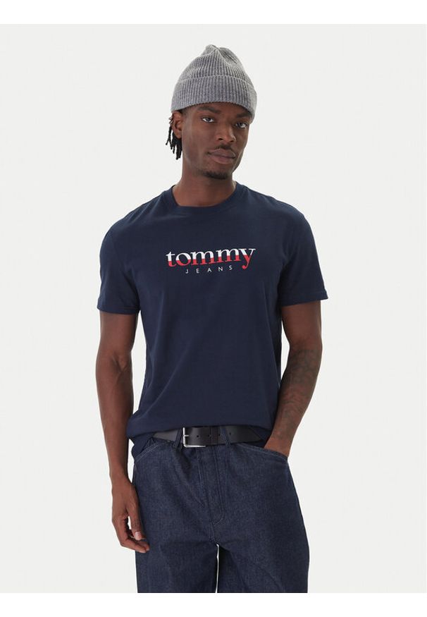 Tommy Jeans T-Shirt DM0DM21978 Granatowy Regular Fit. Kolor: niebieski. Materiał: bawełna