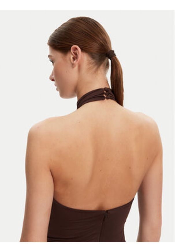 BARDOT Sukienka wieczorowa 59824DB Brązowy Slim Fit. Kolor: brązowy. Materiał: syntetyk. Styl: wizytowy