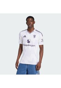 Adidas - Koszulka Manchester United 25/26 Away. Kolor: biały. Sport: piłka nożna
