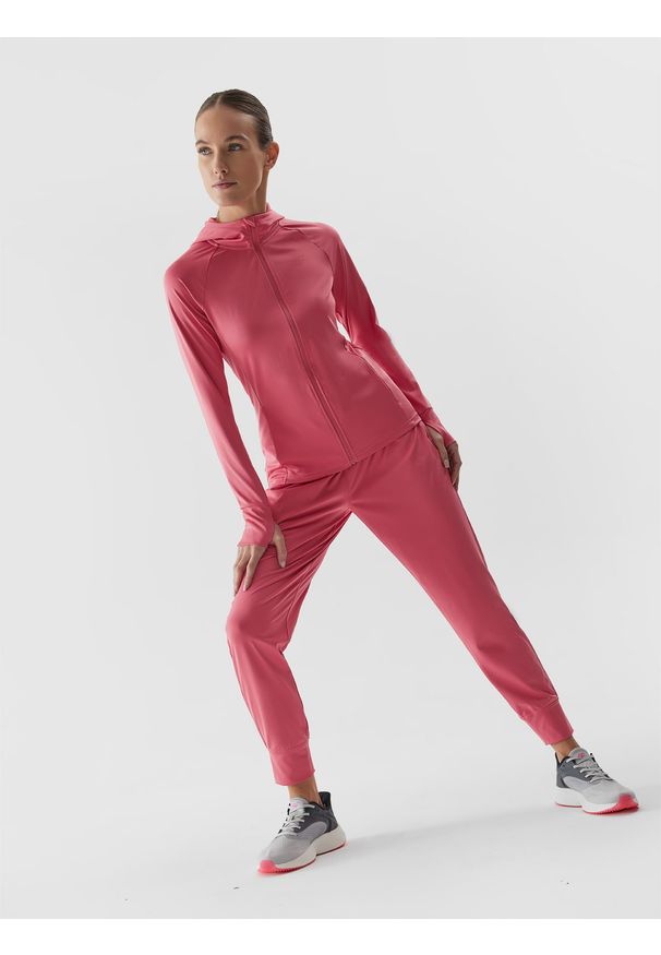 4f - Spodnie treningowe z materiałów z recyklingu damskie. Kolor: różowy. Materiał: materiał. Sport: fitness