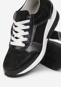Born2be - Czarne Sneakersy Mesora. Wysokość cholewki: przed kostkę. Nosek buta: okrągły. Kolor: czarny. Materiał: skóra, zamsz. Szerokość cholewki: normalna. Wzór: gładki, aplikacja. Obcas: na koturnie