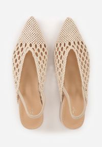 Renee - Ciemnobeżowe Czółenka VICES w typie Slingback z Ażurową Plecioną Cholewką na Słupku Chelvianna. Zapięcie: pasek. Kolor: beżowy. Materiał: satyna. Szerokość cholewki: normalna. Wzór: ażurowy. Obcas: na słupku #5