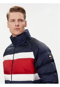 Tommy Jeans Kurtka puchowa DM0DM18012 Granatowy Regular Fit. Kolor: niebieski. Materiał: syntetyk #7